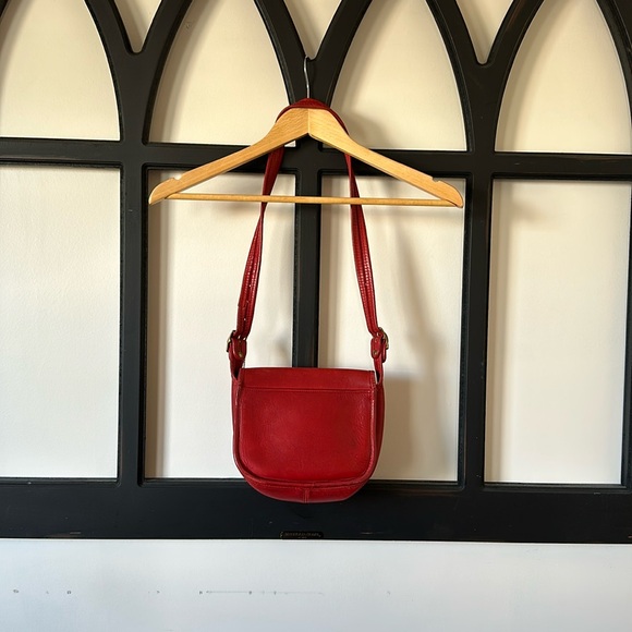 Vintage Red COACH Leather Shoulder Bag | Made in NYC - Picture 6 of 16